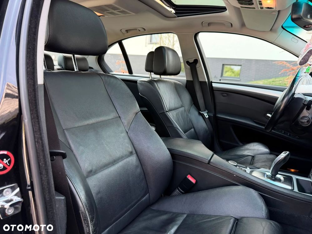 BMW Seria 5 520d Edition Lifestyle - 16
