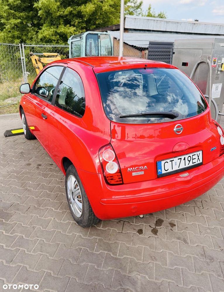 Nissan Micra 2010 photo 4