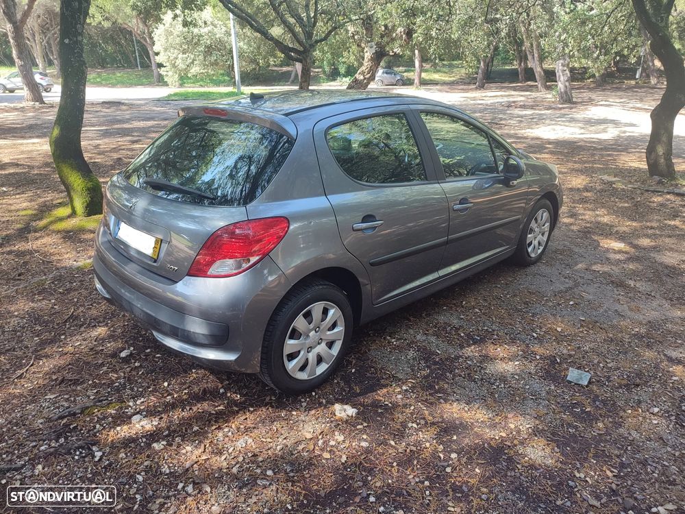 Peugeot 207 1.4 16V Active - 16