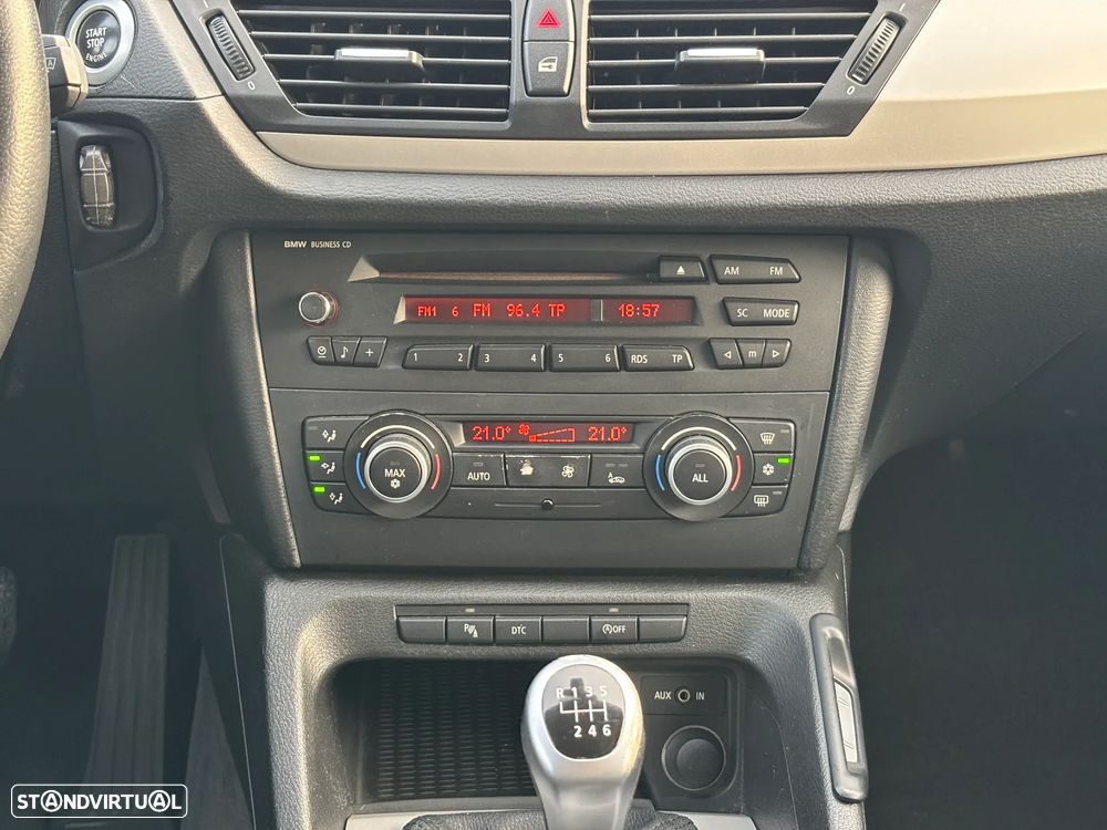 BMW X1 18 d sDrive - 24