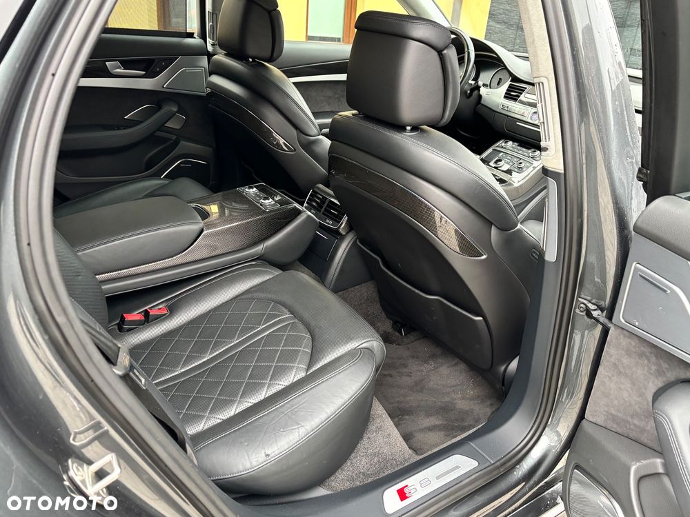 Audi S8 Standard - 13