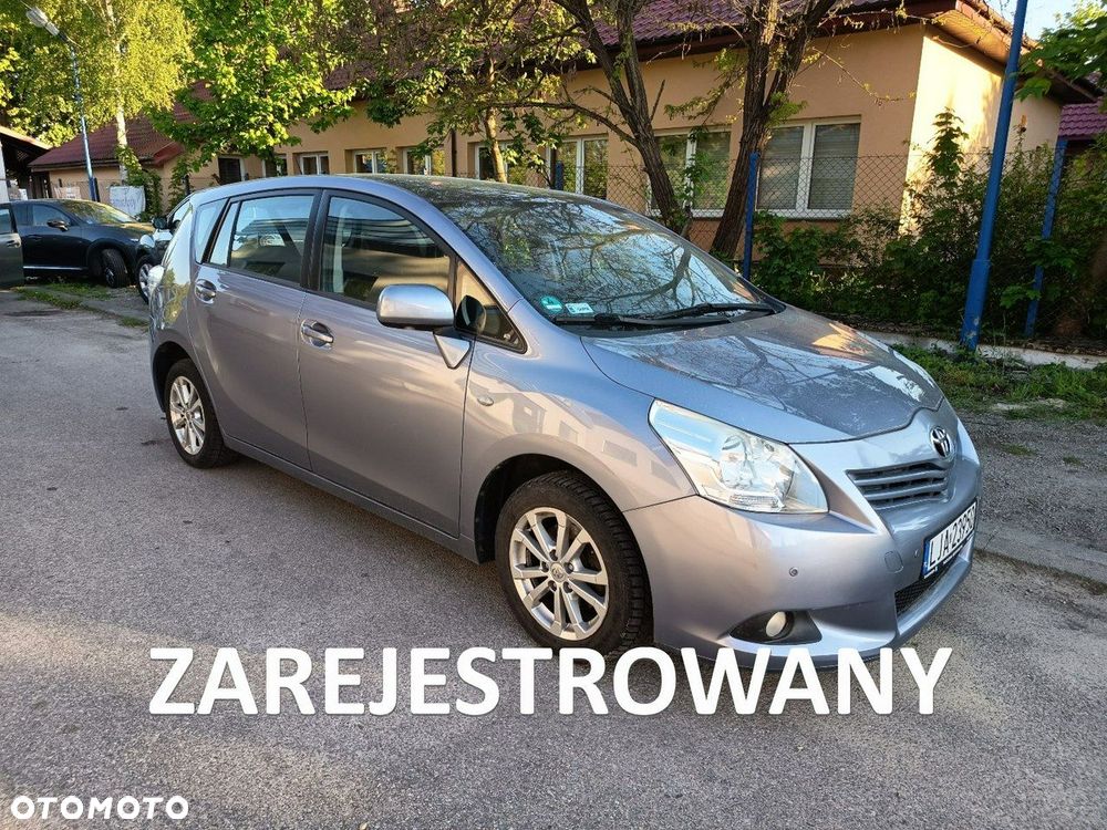 Toyota Verso - 1