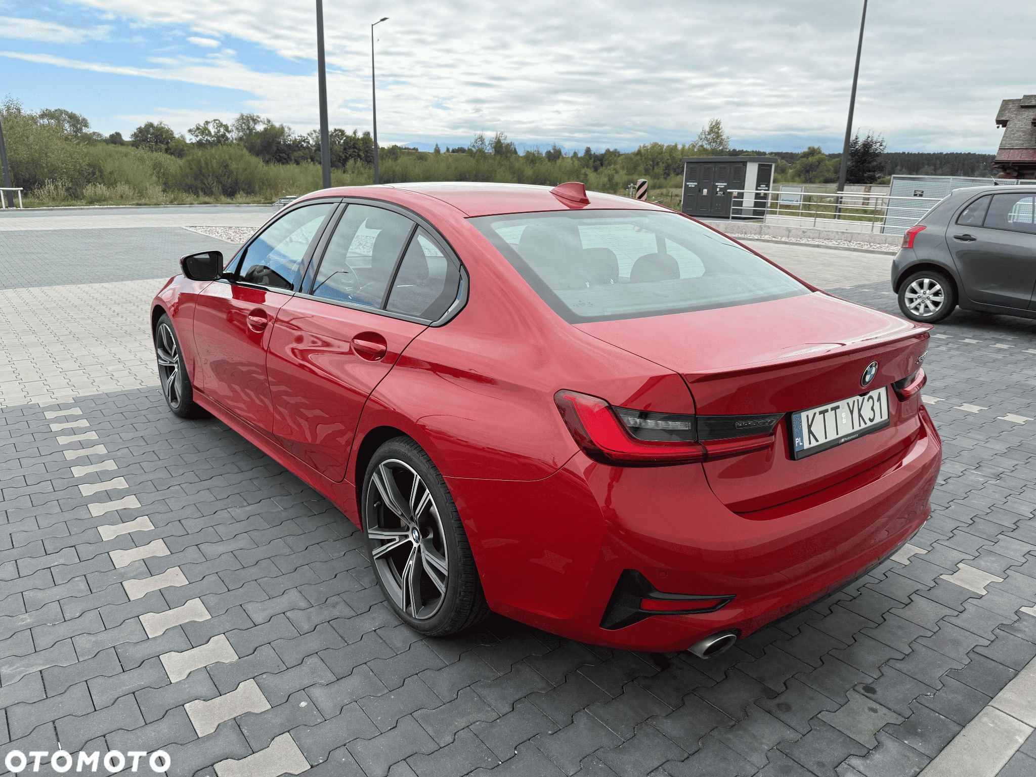 BMW Seria 3 330i Sport Line - 10