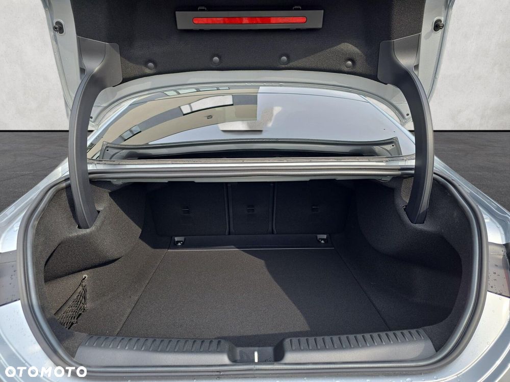 Mercedes-Benz CLA - 17