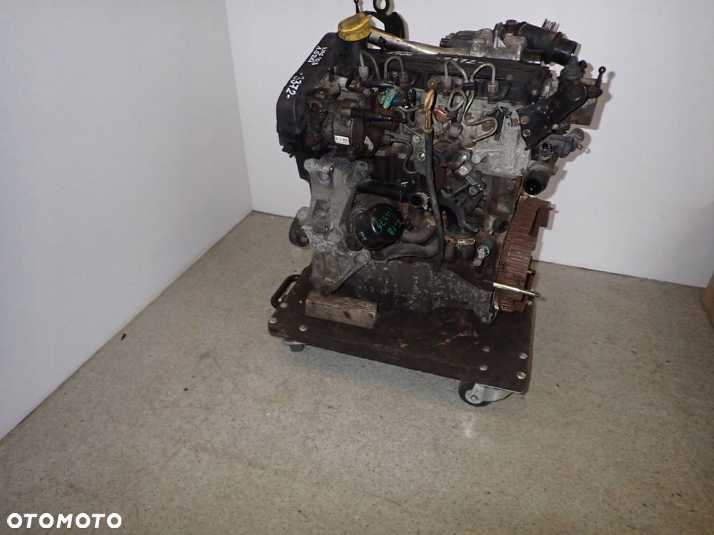 NISSAN ALMERA N16 1.5 dCi 03-06 SILNIK - 11