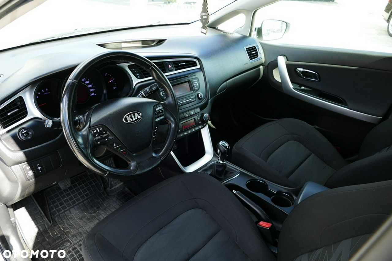 Kia Ceed - 18
