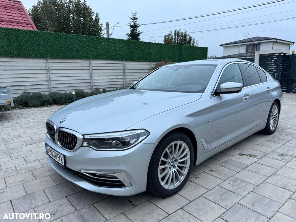 BMW Seria 5 520i Aut. Luxury Line - 1