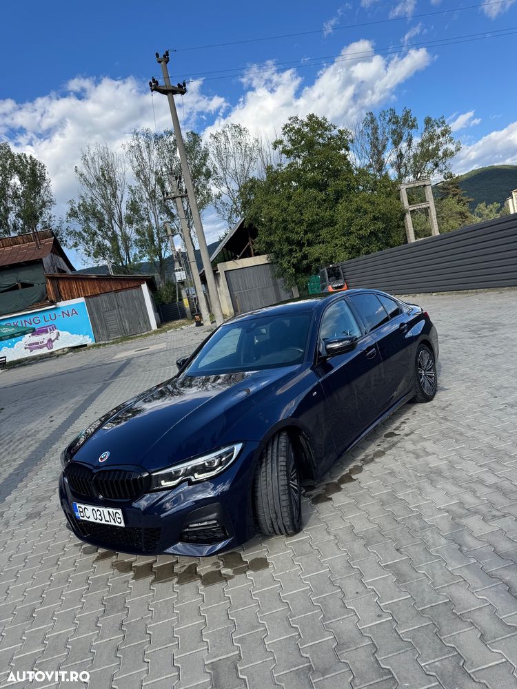 BMW 3 Series 2022 photo 2