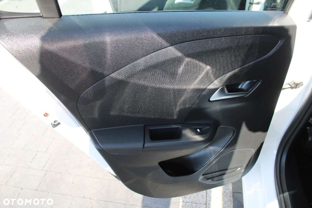 Opel Corsa - 22