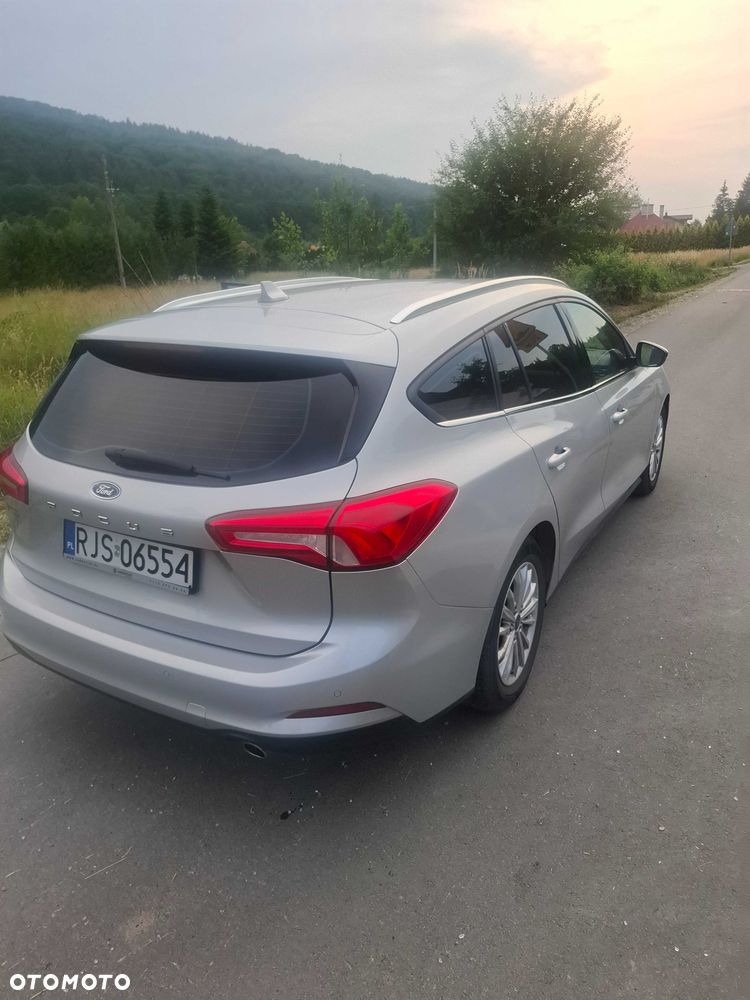Ford Focus - 5
