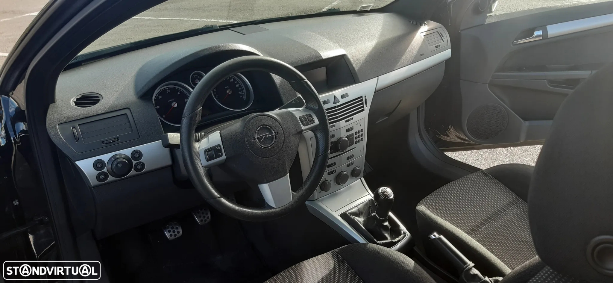 Opel Astra GTC 1.3 CDTi - 15