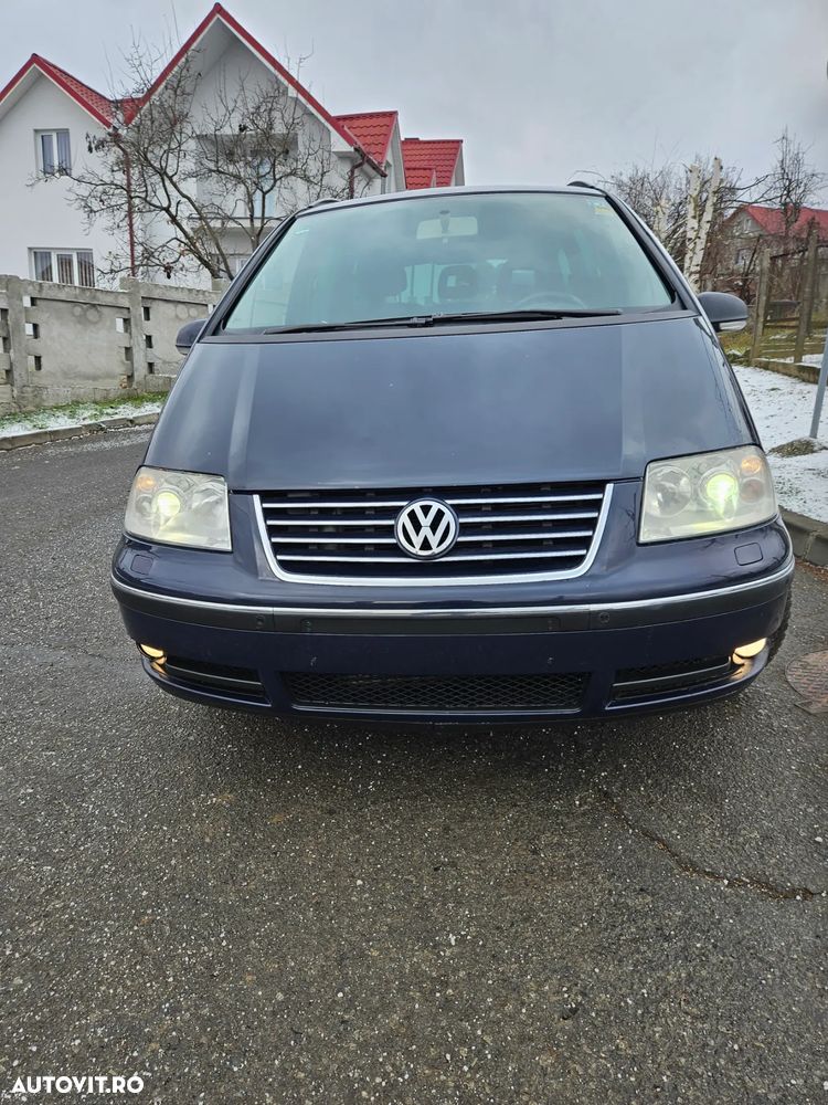 Volkswagen Sharan 1.9 TDI 4Motion Exclusive Edition - 1
