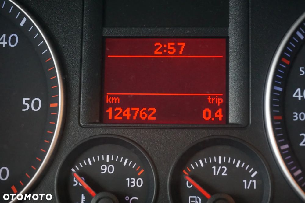 Volkswagen Golf Plus 1.9 TDI Tour - 32