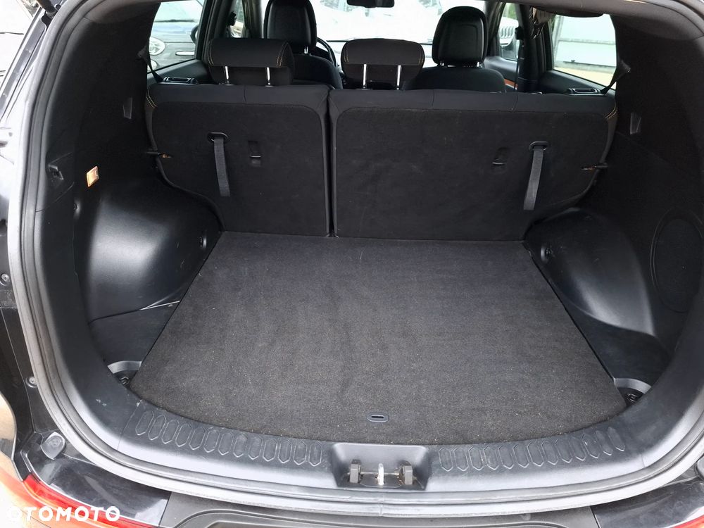 Kia Sportage 2.0 CRDI 184 4WD Fifa World Cup Edition - 28