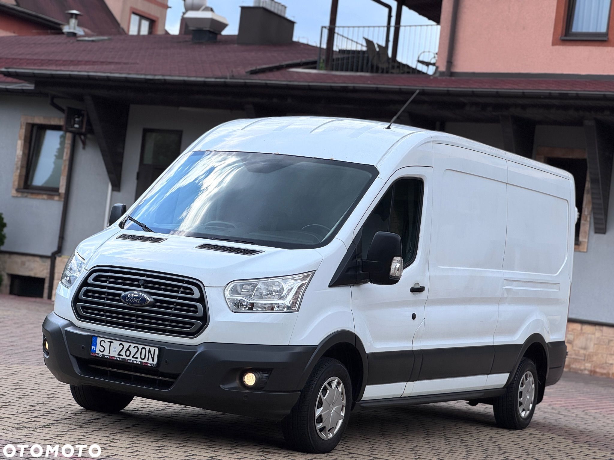 Ford Transit - 1