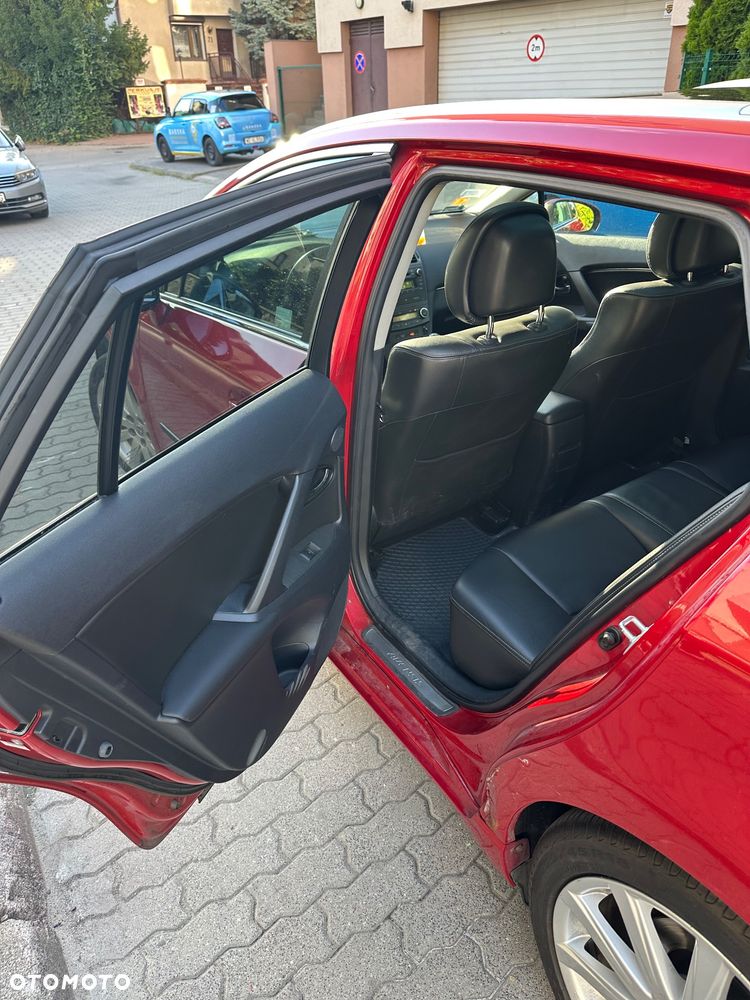 Toyota Avensis 2.0 Premium - 30