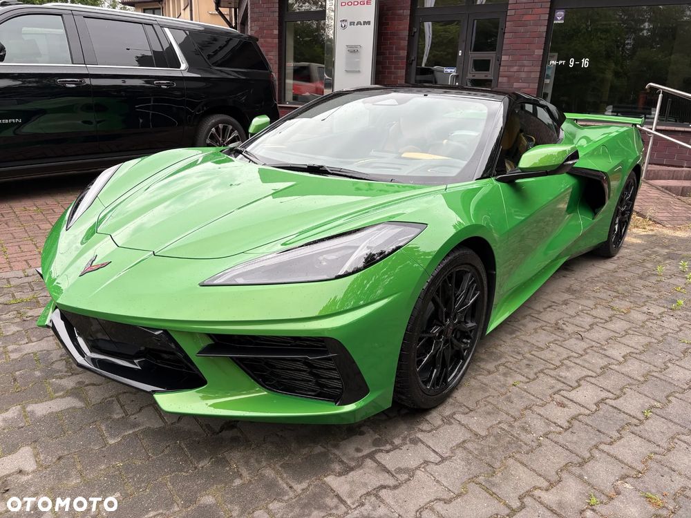 Chevrolet Corvette - 4
