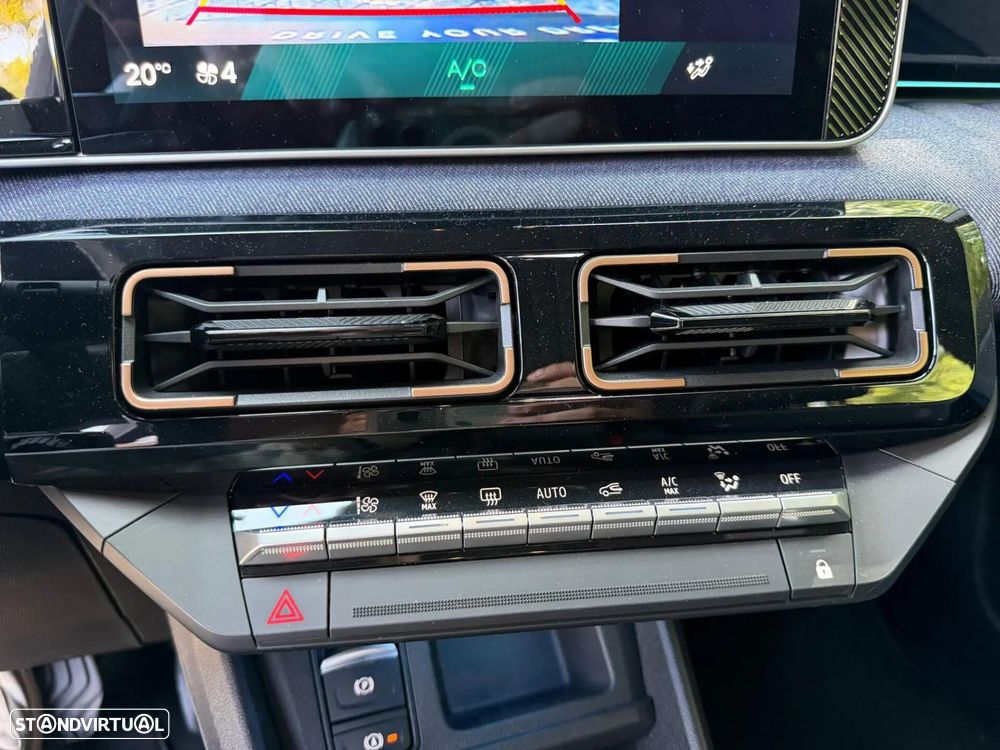 Renault 4 E-Tech 52 kWh Techno Autonomia Conforto - 24