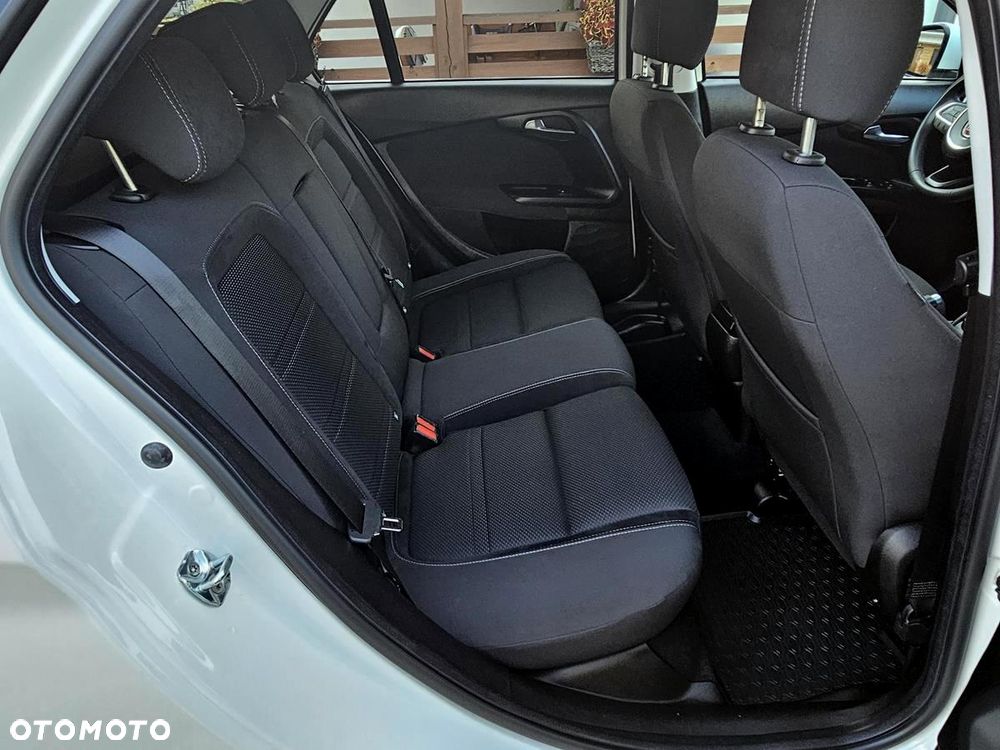 Fiat Tipo 1.4 T-Jet Easy - 23