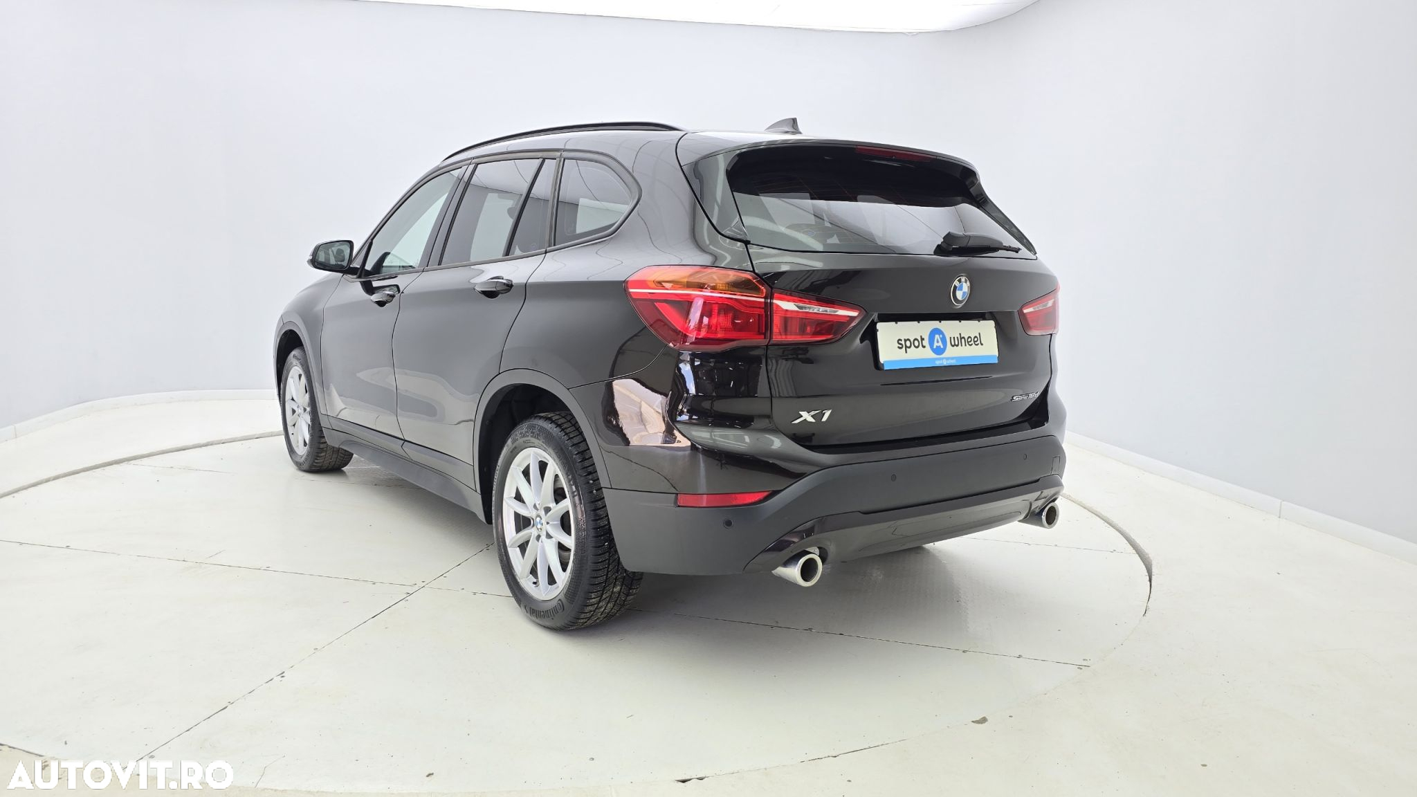 BMW X1 - 8
