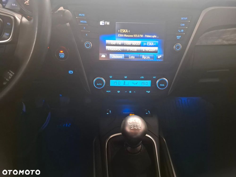 Toyota Avensis 1.8 Prestige - 30