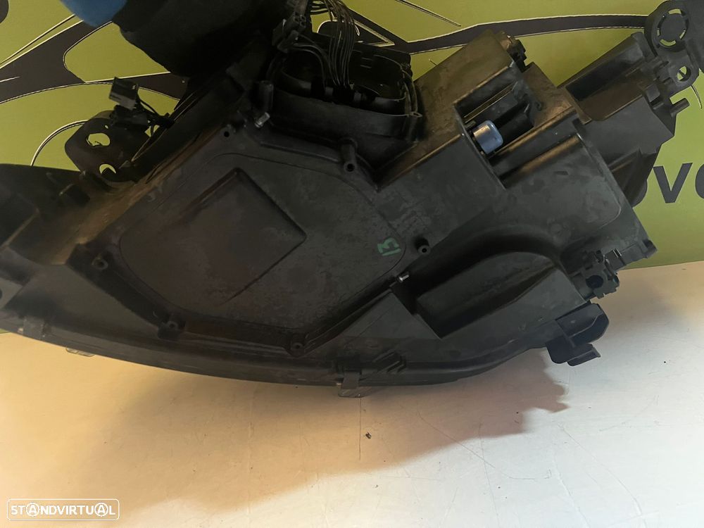 Peugeot 308 II - FAROL FULL LED DIREITO - FF807 - 7