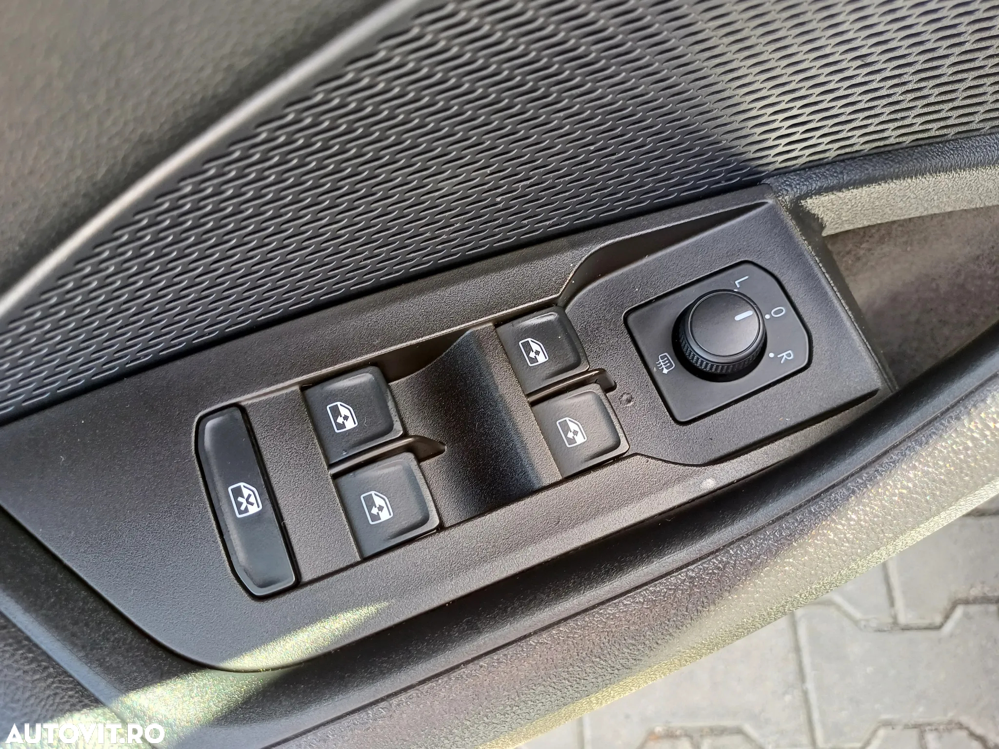 Skoda Octavia Combi 2.0 TDI Ambition - 15