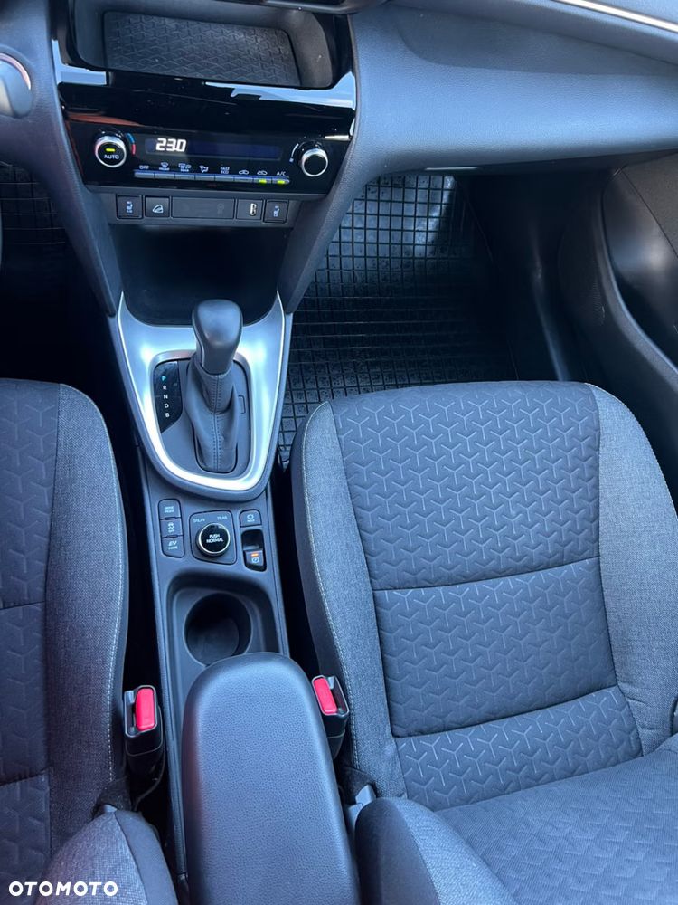 Toyota Yaris Cross Hybrid 1.5 Active - 17