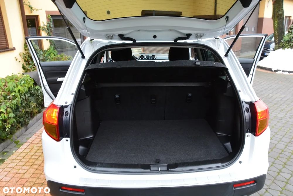 Suzuki Vitara 1.6 Elegance 2WD - 16