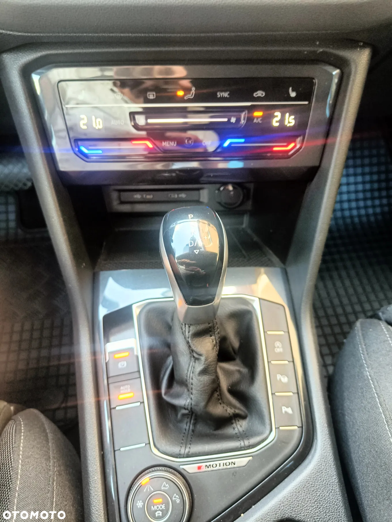 Volkswagen Tiguan 2.0 TDI SCR 4MOTION DSG Elegance - 15