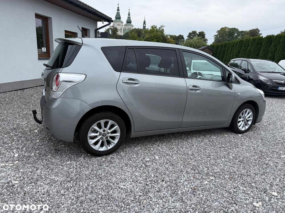 Toyota Verso 2.0 D-4D Travel - 25