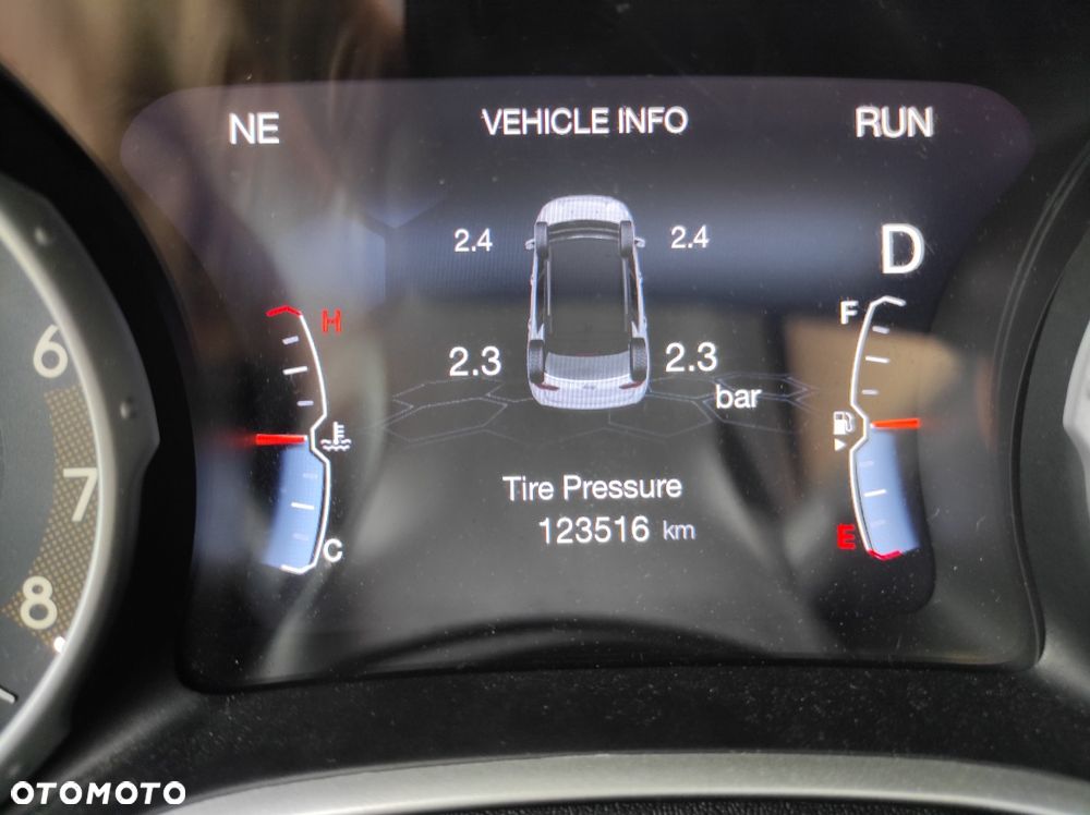 Jeep Compass - 8