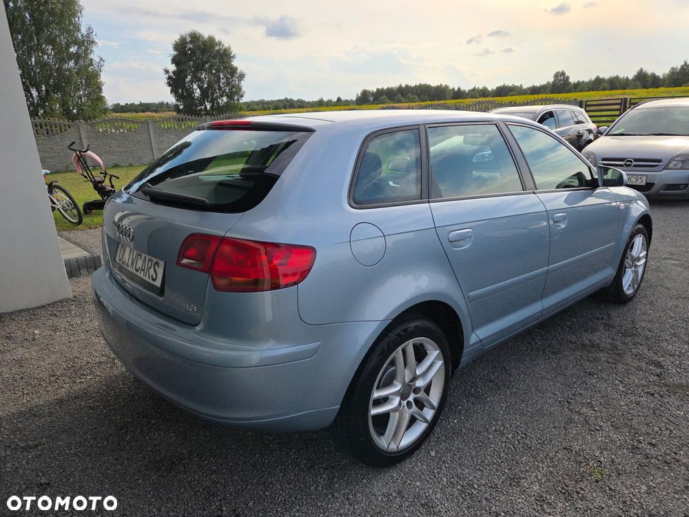 Audi A3 Sportback 1.6 Ambiente - 13