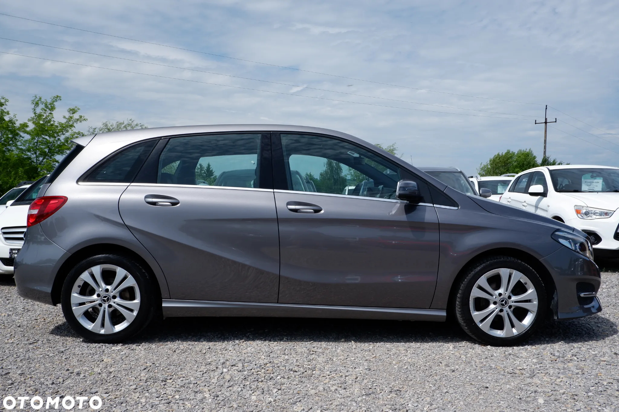 Mercedes-Benz Klasa B 180 d 7G-DCT Edition - 33