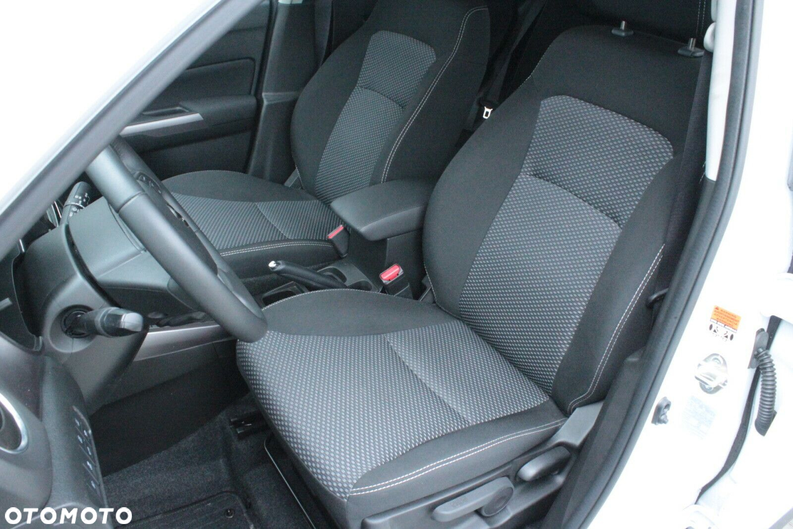 Suzuki Vitara 1.4 Boosterjet mHEV Premium 2WD - 10