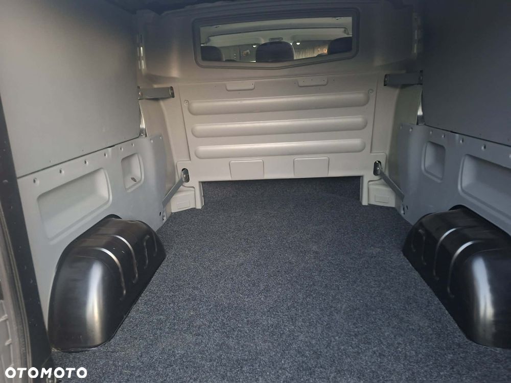 Renault Trafic - 14