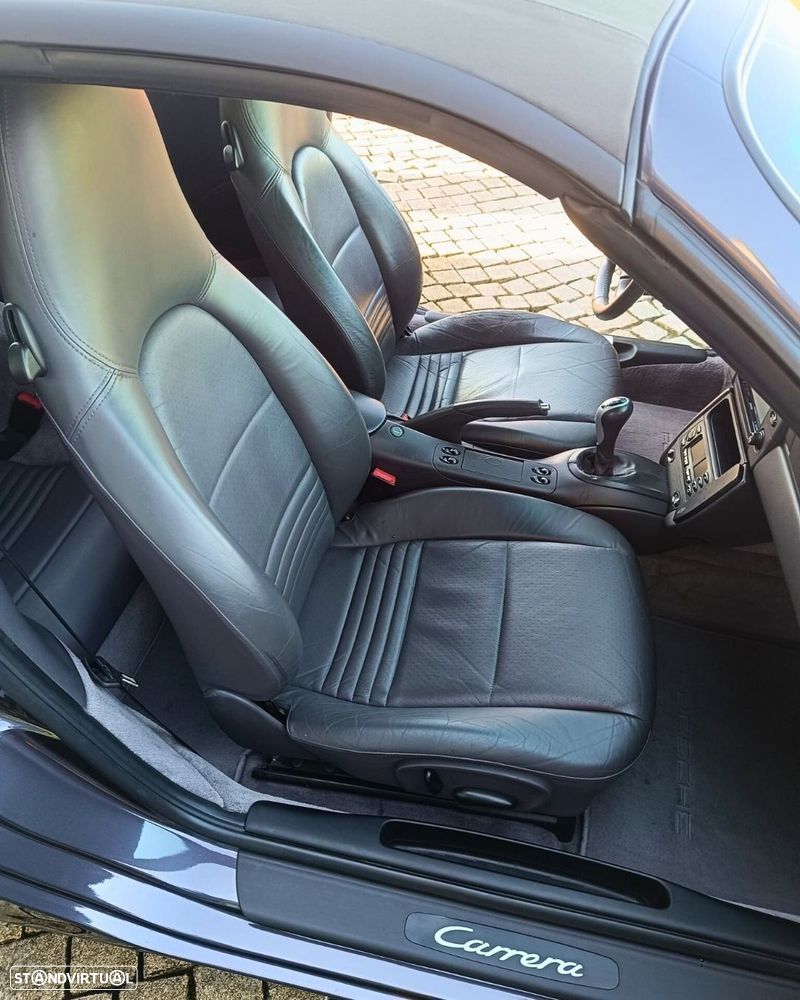 Porsche 911 Série F - 26