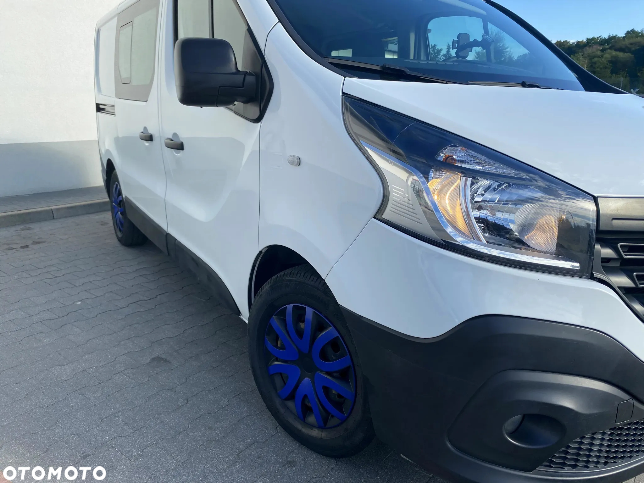 Renault Trafic - 2