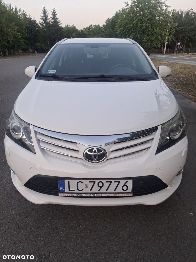 Toyota Avensis - 2