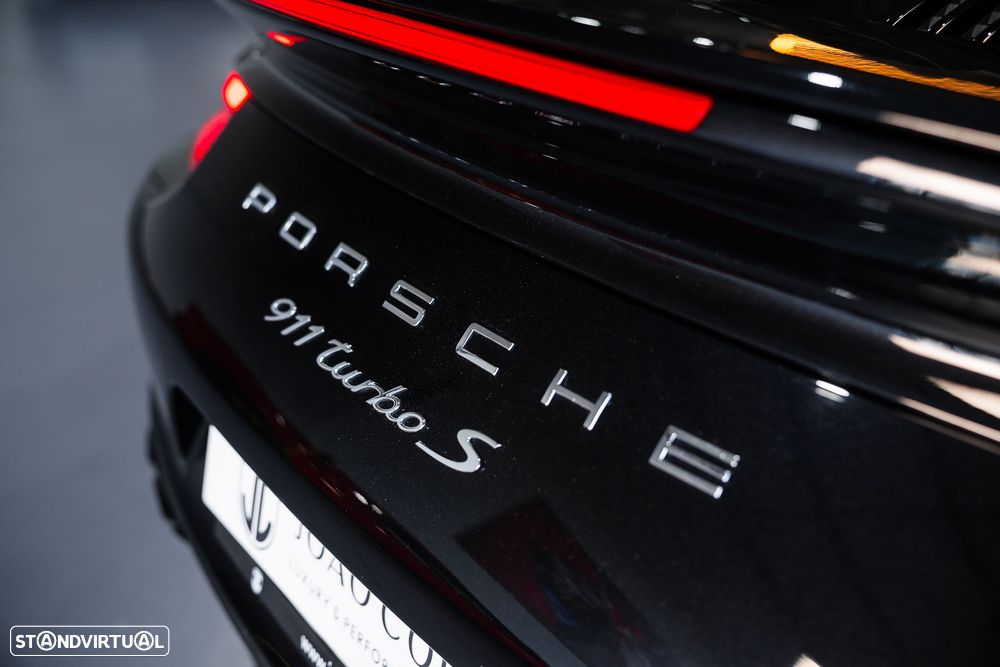 Porsche 911 (991) Turbo S Cabriolet - 15