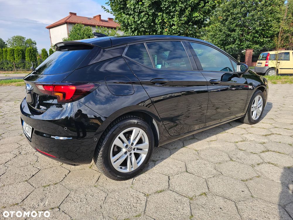Opel Astra - 4