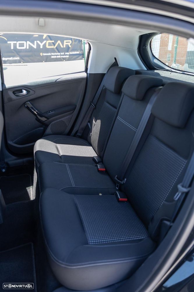 Peugeot 208 1.6 BlueHDi Allure - 9