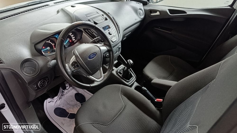 Ford Tourneo Courier 1.5 TDCi Ambiente - 9