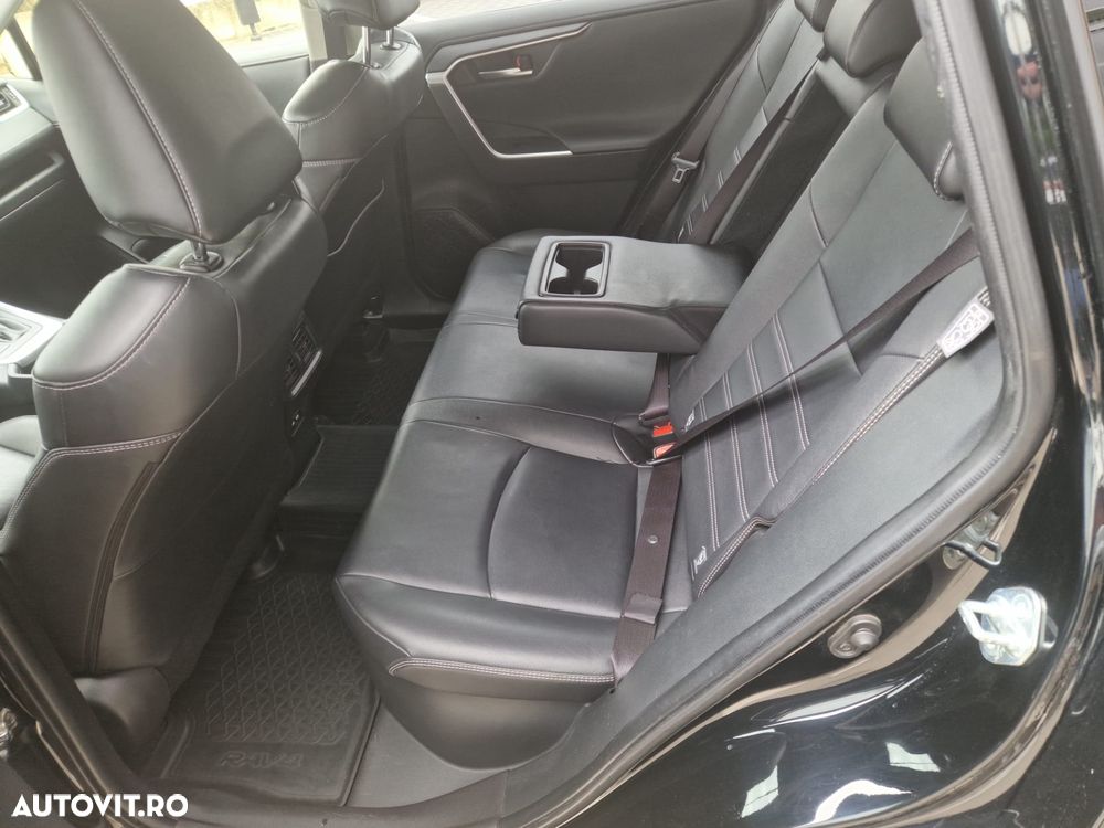 Toyota RAV4 2.5 VVT-iE 4x4 Luxury - 24