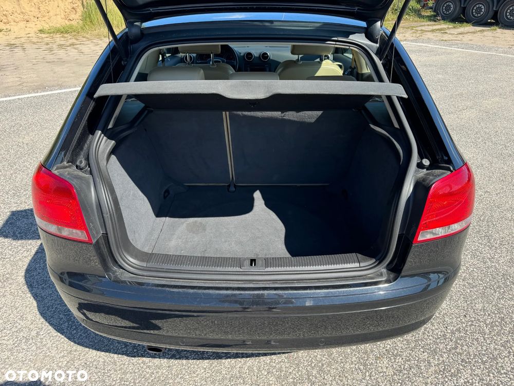 Audi A3 1.6 Ambiente - 7