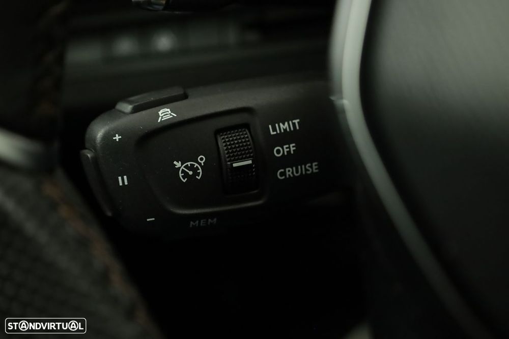 Peugeot 3008 1.5 BlueHDi GT Pack EAT8 - 18