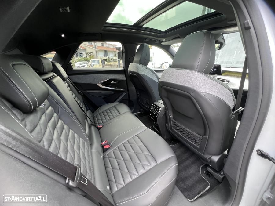 Peugeot E-3008 73 kWh GT - 26