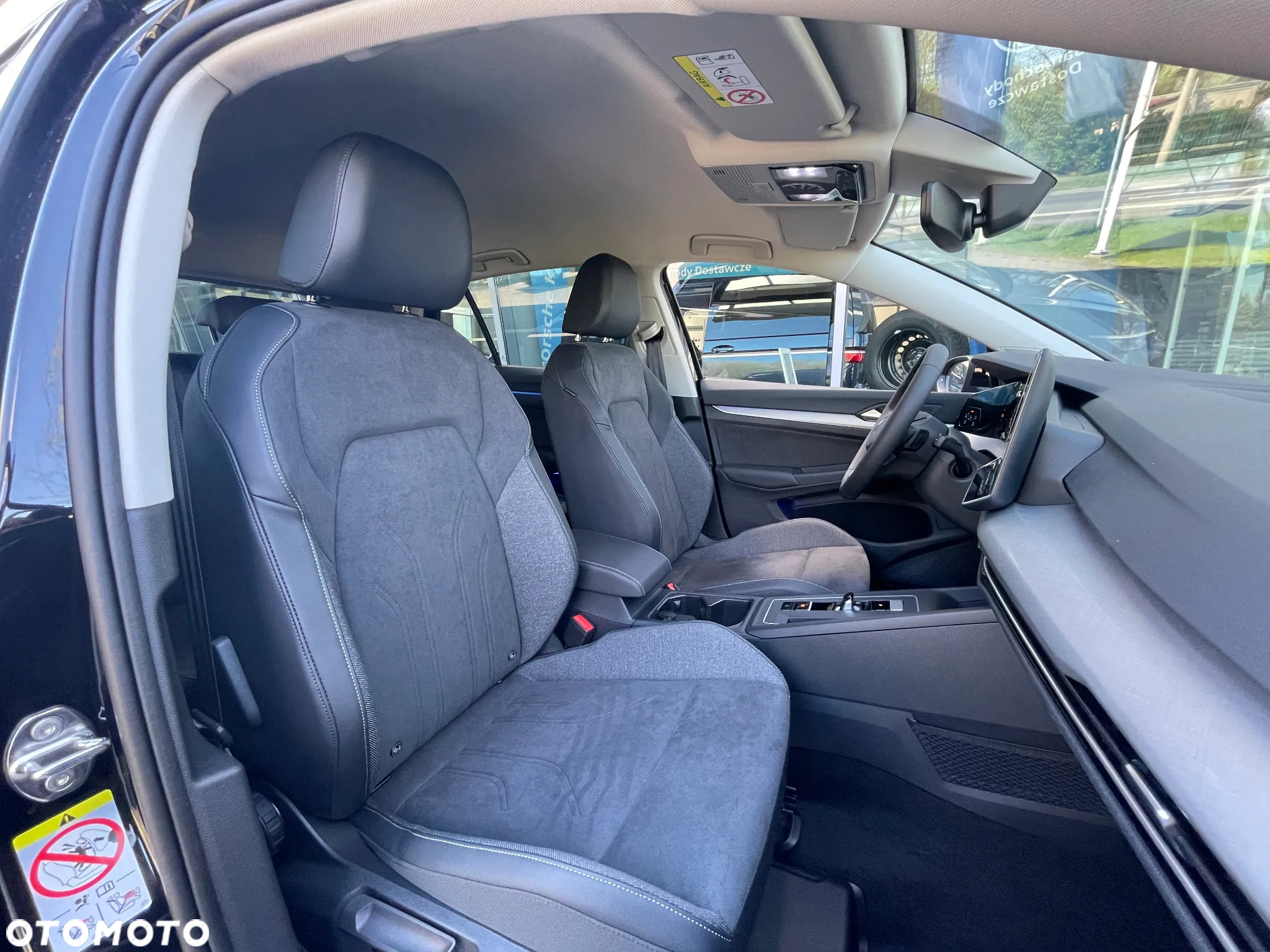 Volkswagen Golf - 14