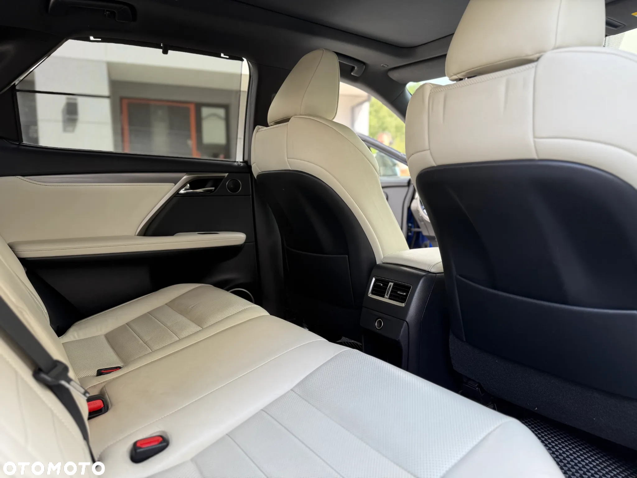 Lexus RX 200t / 300 F Sport - 20