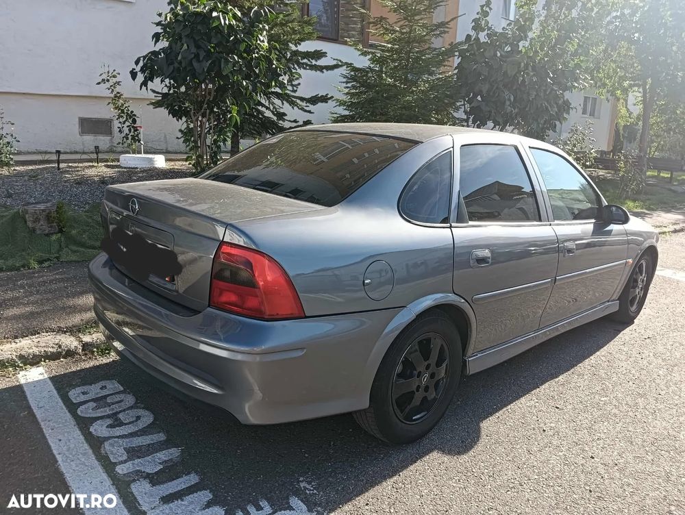 Opel Vectra 1.6 Edition - 2